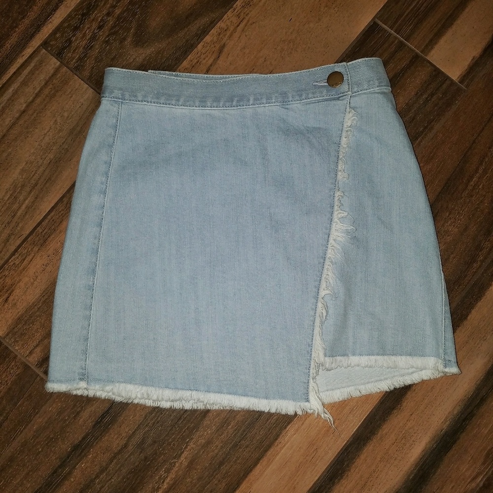 Wrap denim skirt